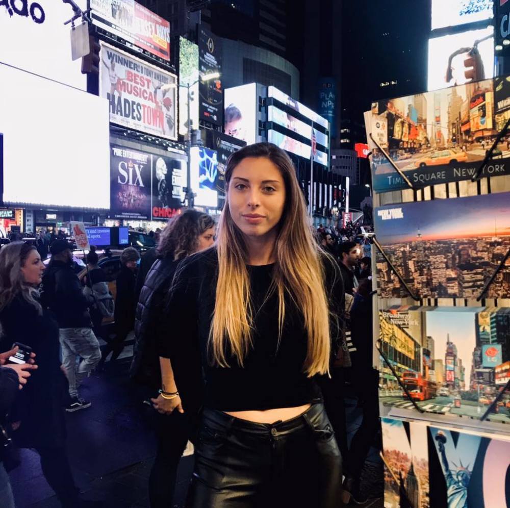 Meet your Posher, Vera